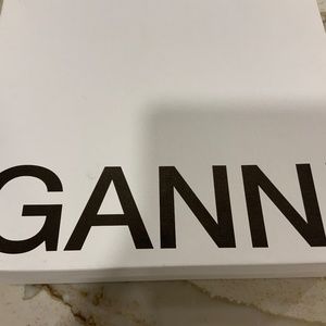 Ganni ankle boots color is a beautiful Kalamata size 37  heel size is 2.5 inches